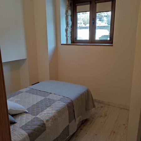 Casitas En Sallent En El Centro Villa Sallent De Gallego Bagian luar foto