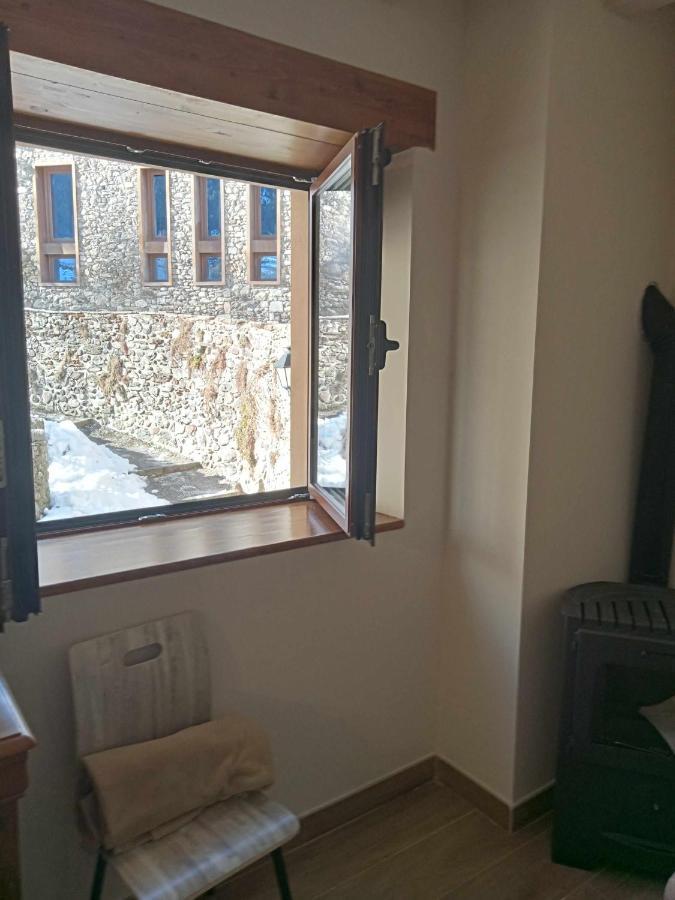 Casitas En Sallent En El Centro Villa Sallent De Gallego Bagian luar foto