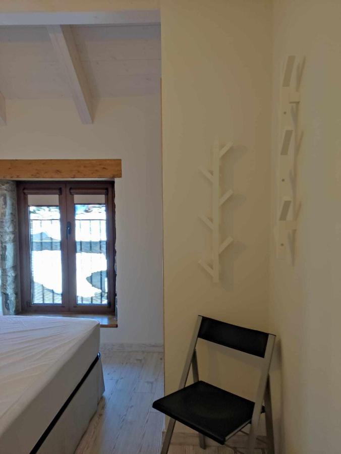Casitas En Sallent En El Centro Villa Sallent De Gallego Bagian luar foto