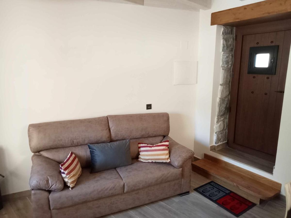 Casitas En Sallent En El Centro Villa Sallent De Gallego Bagian luar foto