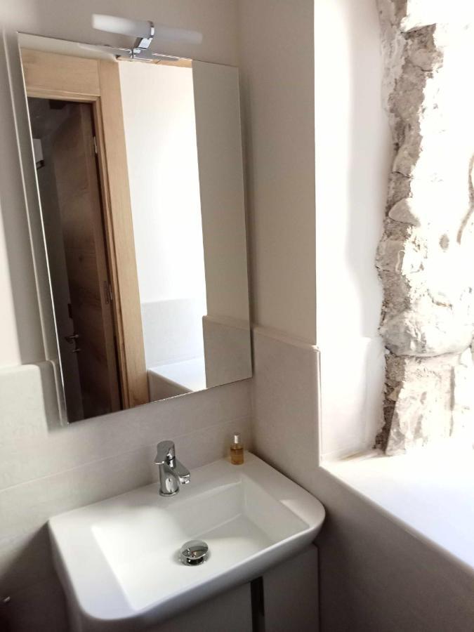 Casitas En Sallent En El Centro Villa Sallent De Gallego Bagian luar foto