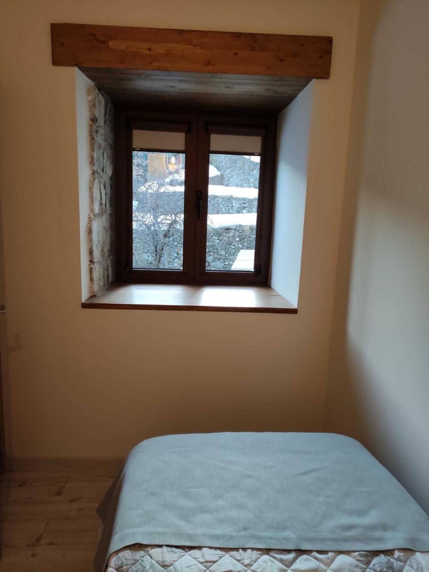 Casitas En Sallent En El Centro Villa Sallent De Gallego Bagian luar foto